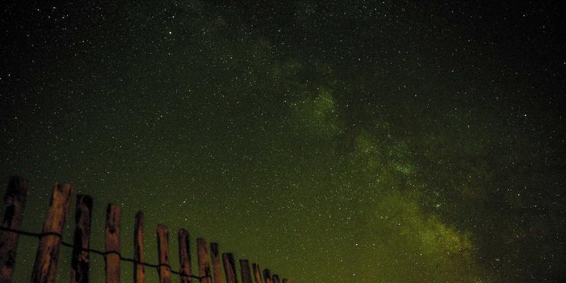 日本旅行中的妖怪文化：从百鬼夜行到都市传说，探寻日本传统与现代心理的深层链接